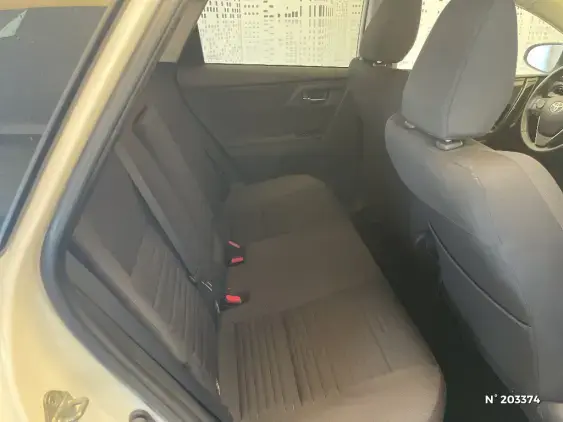 TOYOTA AURIS II - voiture d'occasion - Photo 11