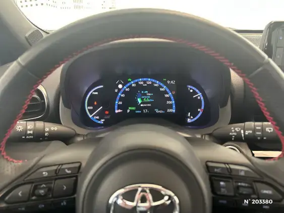 TOYOTA YARIS CROSS I - voiture d'occasion - Photo 11