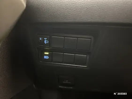 TOYOTA YARIS IV - voiture d'occasion - Photo 32