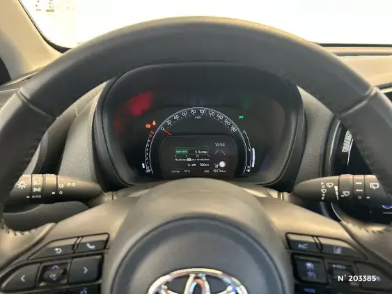 TOYOTA AYGO X - voiture d'occasion - Photo 12