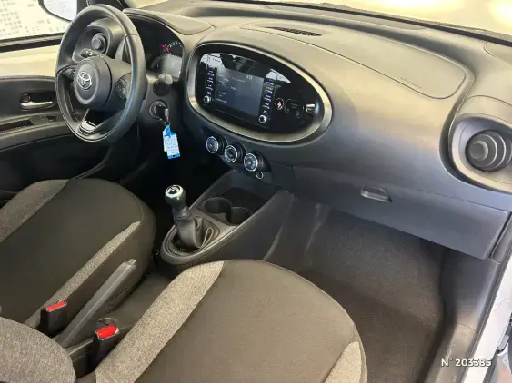 TOYOTA AYGO X - voiture d'occasion - Photo 10