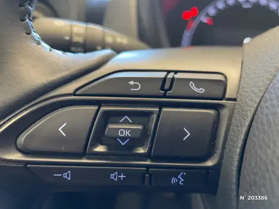 TOYOTA AYGO X - voiture d'occasion - Photo 27