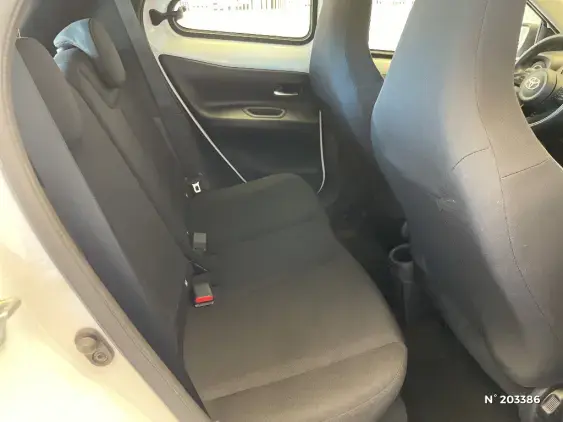 TOYOTA AYGO X - voiture d'occasion - Photo 11
