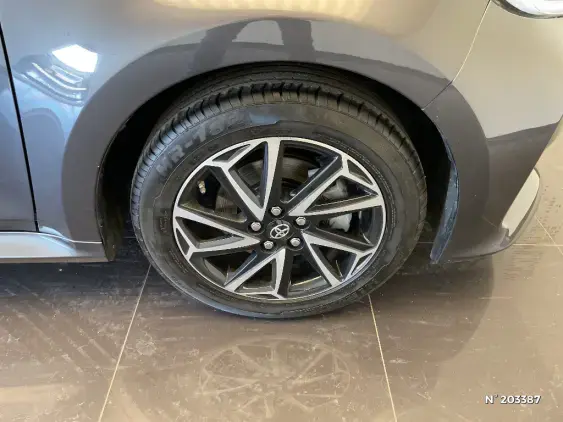 TOYOTA YARIS IV - voiture d'occasion - Photo 8