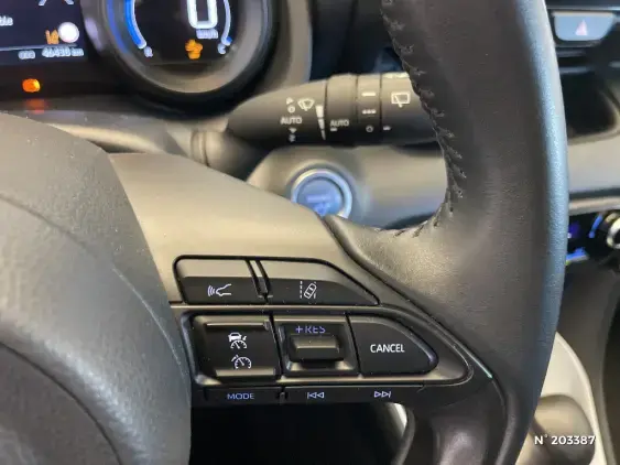 TOYOTA YARIS IV - voiture d'occasion - Photo 25