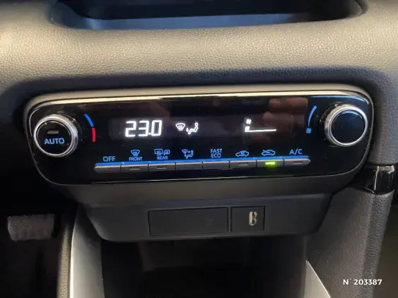 TOYOTA YARIS IV - voiture d'occasion - Photo 26