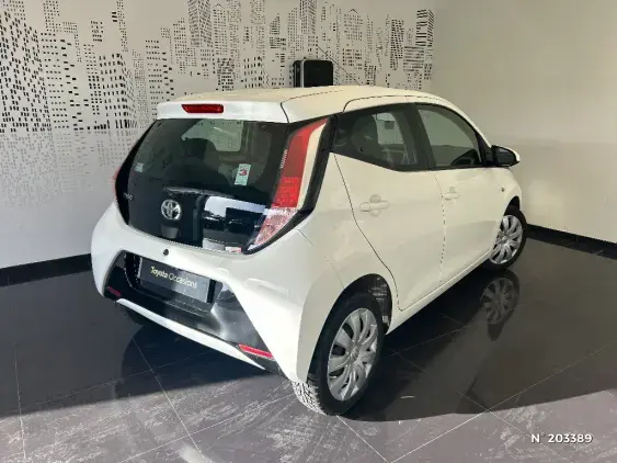 TOYOTA AYGO II - voiture d'occasion - Photo 4