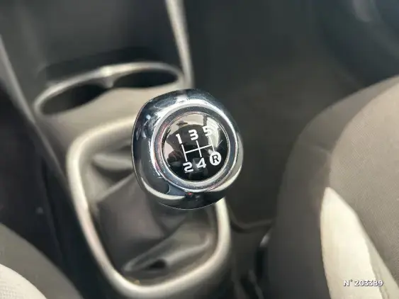 TOYOTA AYGO II - voiture d'occasion - Photo 26