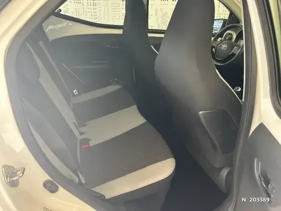 TOYOTA AYGO II - voiture d'occasion - Photo 11