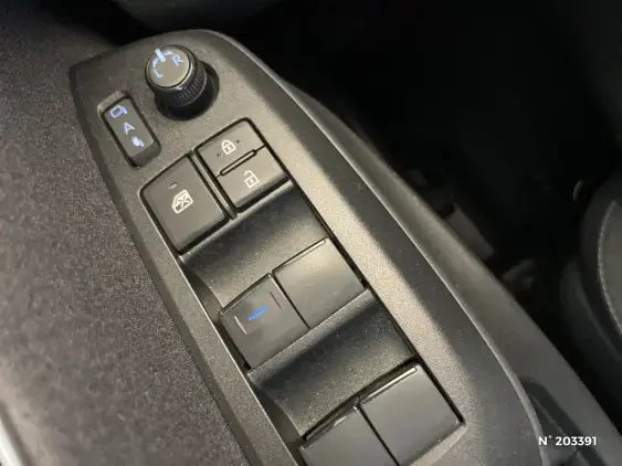 TOYOTA YARIS CROSS I - voiture d'occasion - Photo 26