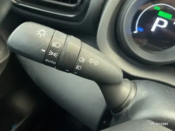 TOYOTA YARIS CROSS I - voiture d'occasion - Photo 31