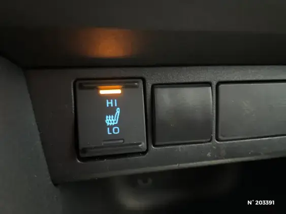 TOYOTA YARIS CROSS I - voiture d'occasion - Photo 33