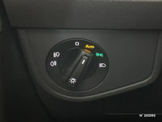 VOLKSWAGEN POLO VI - voiture d'occasion - Photo 32