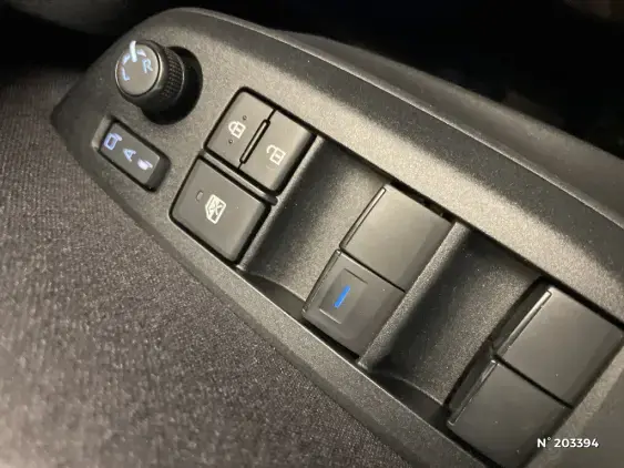 TOYOTA YARIS CROSS I - voiture d'occasion - Photo 31