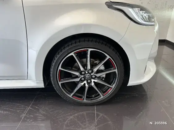 TOYOTA YARIS IV - voiture d'occasion - Photo 8