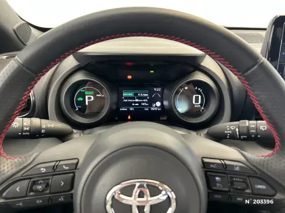 TOYOTA YARIS IV - voiture d'occasion - Photo 12