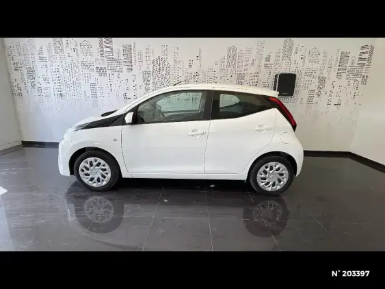 TOYOTA AYGO II - voiture d'occasion - Photo 2