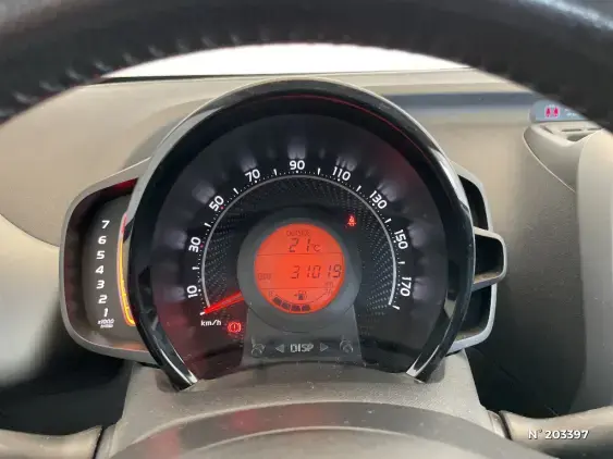 TOYOTA AYGO II - voiture d'occasion - Photo 11