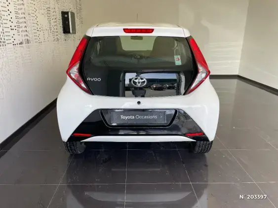 TOYOTA AYGO II - voiture d'occasion - Photo 6