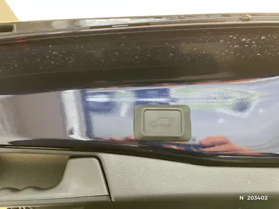 TOYOTA RAV4 V - voiture d'occasion - Photo 25