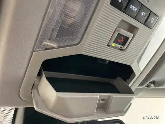 TOYOTA RAV4 V - voiture d'occasion - Photo 35