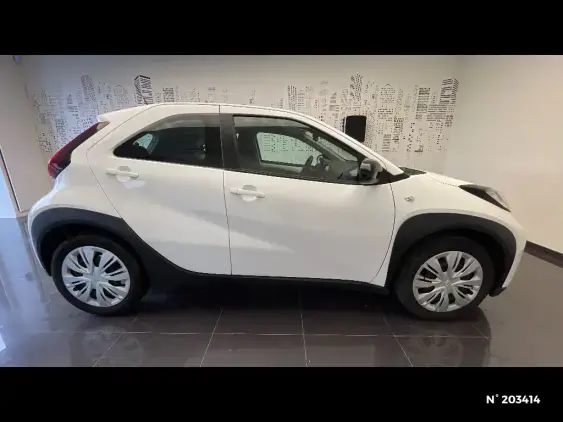 TOYOTA AYGO X - voiture d'occasion - Photo 5