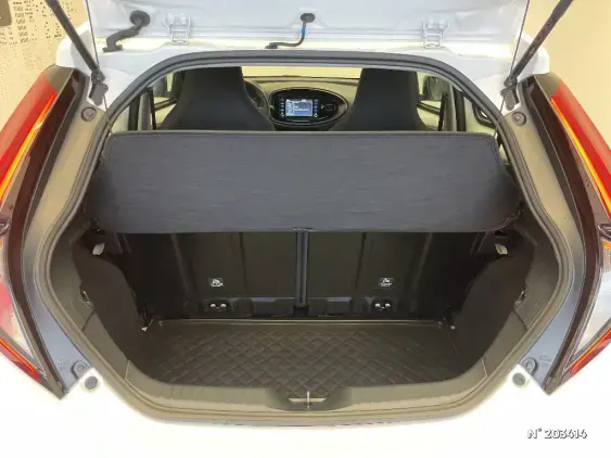 TOYOTA AYGO X - voiture d'occasion - Photo 7
