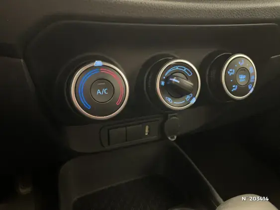 TOYOTA AYGO X - voiture d'occasion - Photo 30