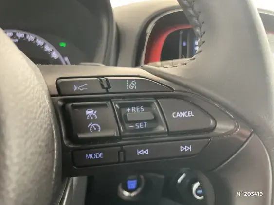 TOYOTA AYGO X - voiture d'occasion - Photo 28