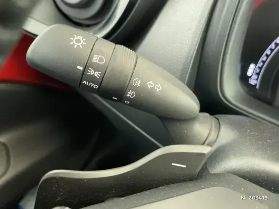 TOYOTA AYGO X - voiture d'occasion - Photo 30