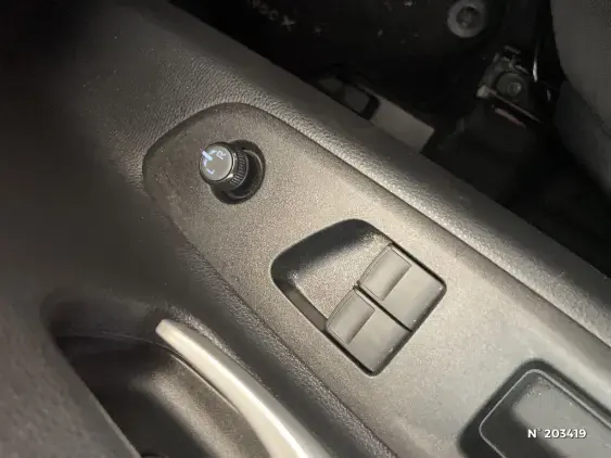 TOYOTA AYGO X - voiture d'occasion - Photo 31