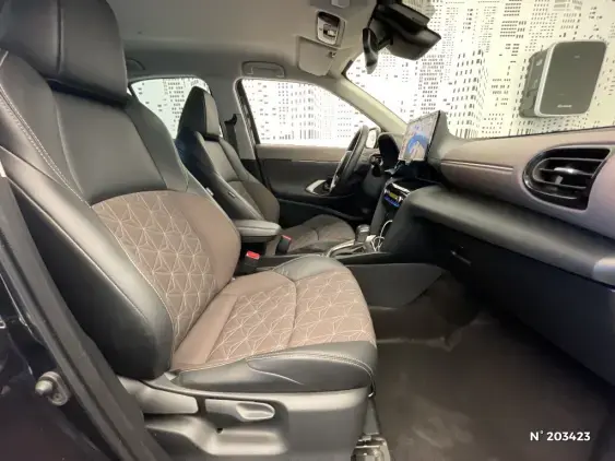 TOYOTA YARIS CROSS I - voiture d'occasion - Photo 37