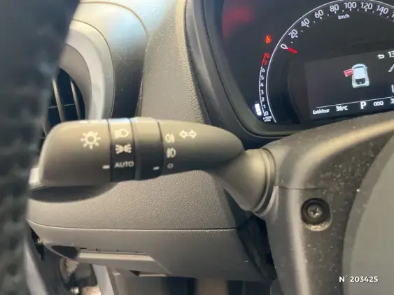 TOYOTA AYGO X - voiture d'occasion - Photo 29