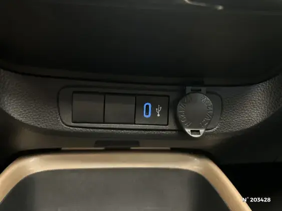 TOYOTA AYGO X - voiture d'occasion - Photo 26