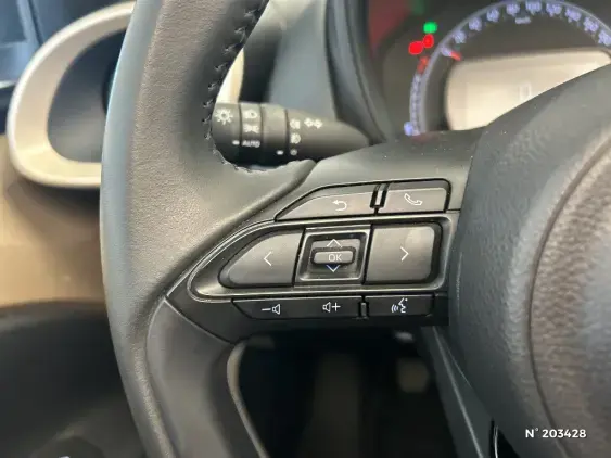 TOYOTA AYGO X - voiture d'occasion - Photo 29