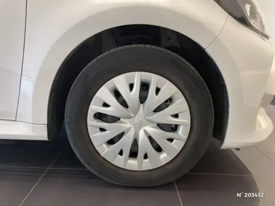 TOYOTA YARIS IV - voiture d'occasion - Photo 8