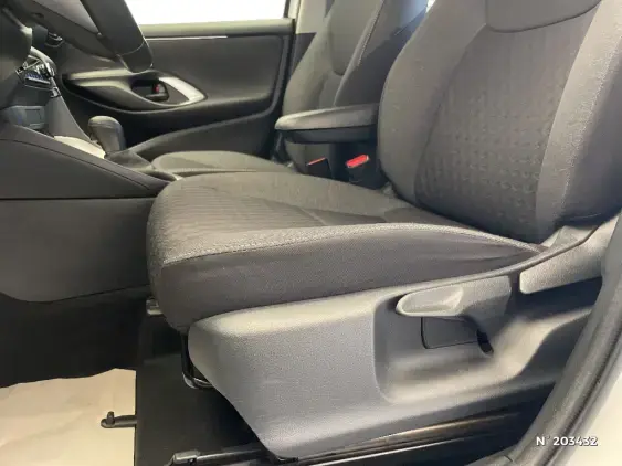 TOYOTA YARIS IV - voiture d'occasion - Photo 39