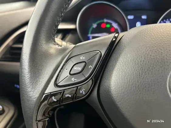 TOYOTA C-HR - voiture d'occasion - Photo 28