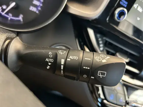 TOYOTA C-HR - voiture d'occasion - Photo 29