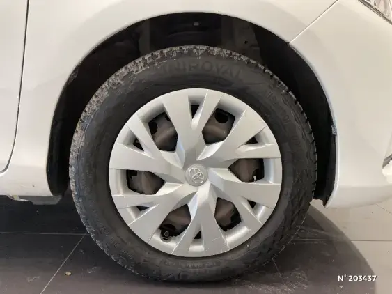 TOYOTA YARIS III - voiture d'occasion - Photo 8