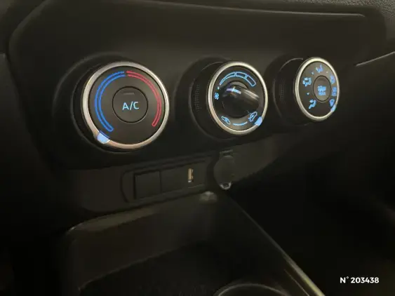 TOYOTA AYGO X - voiture d'occasion - Photo 30