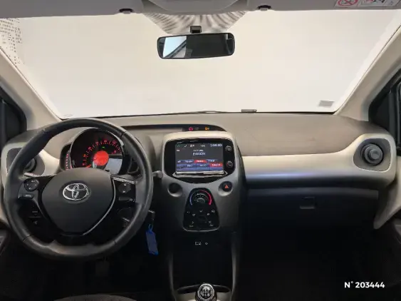 TOYOTA AYGO II - voiture d'occasion - Photo 9