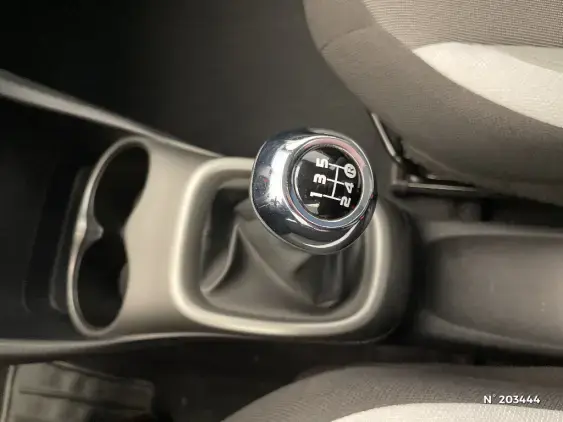 TOYOTA AYGO II - voiture d'occasion - Photo 33