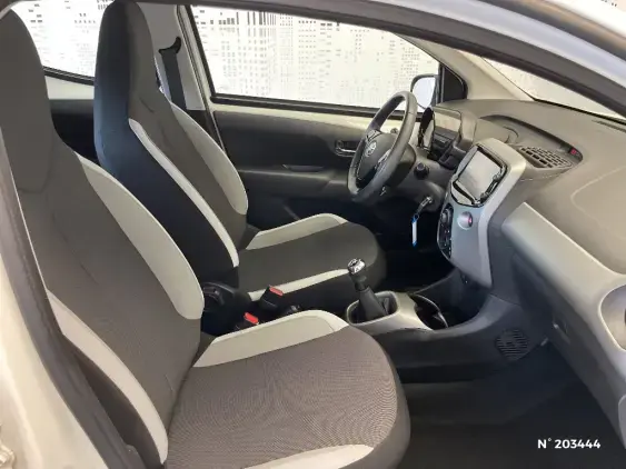 TOYOTA AYGO II - voiture d'occasion - Photo 10