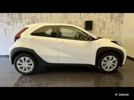 TOYOTA AYGO X - voiture d'occasion - Photo 5