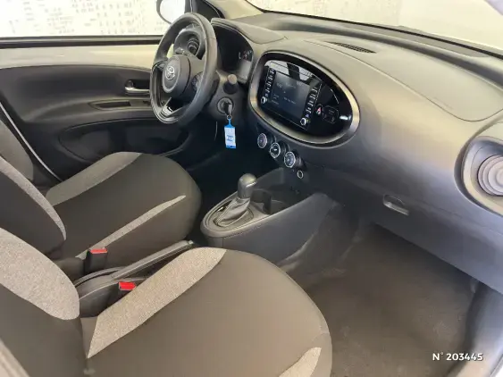 TOYOTA AYGO X - voiture d'occasion - Photo 10