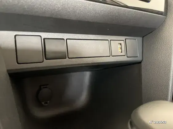 TOYOTA YARIS CROSS I - voiture d'occasion - Photo 29