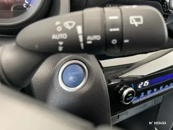 TOYOTA YARIS CROSS I - voiture d'occasion - Photo 32