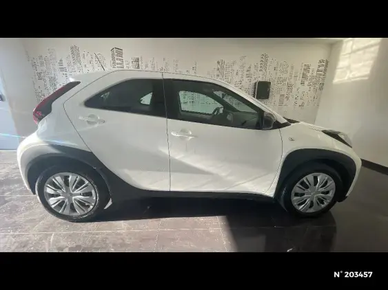 TOYOTA AYGO X - voiture d'occasion - Photo 5