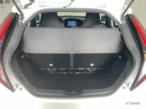 TOYOTA AYGO X - voiture d'occasion - Photo 7